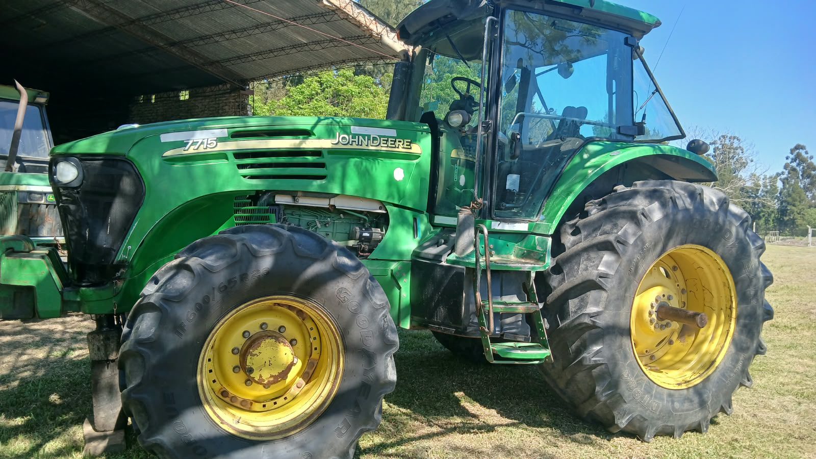 Tractor