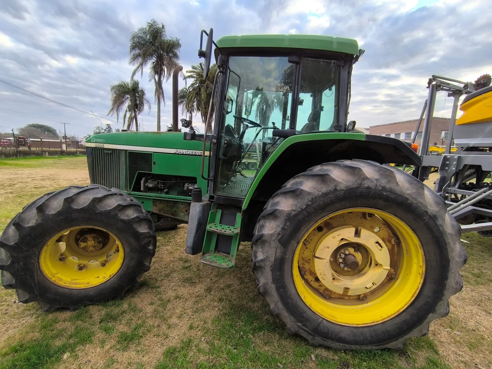 Tractor